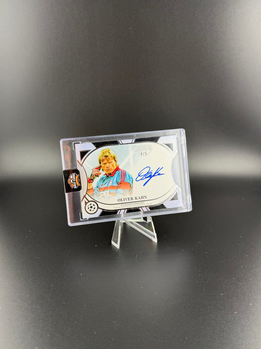 Oliver Kahn – 2024/25 Topps Dynasty UEFA – Autograph Card – 4/5.