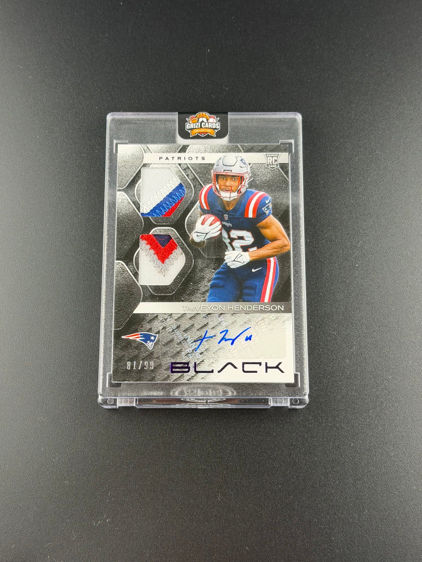 TreVeyon Henderson – Panini Black Football 2025 – Rookie Patch Autograph – /99